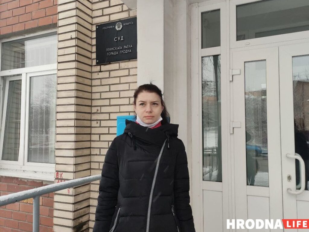 Гродненку осудили за оскорбление участкового. Тот просил наказать ее минимально