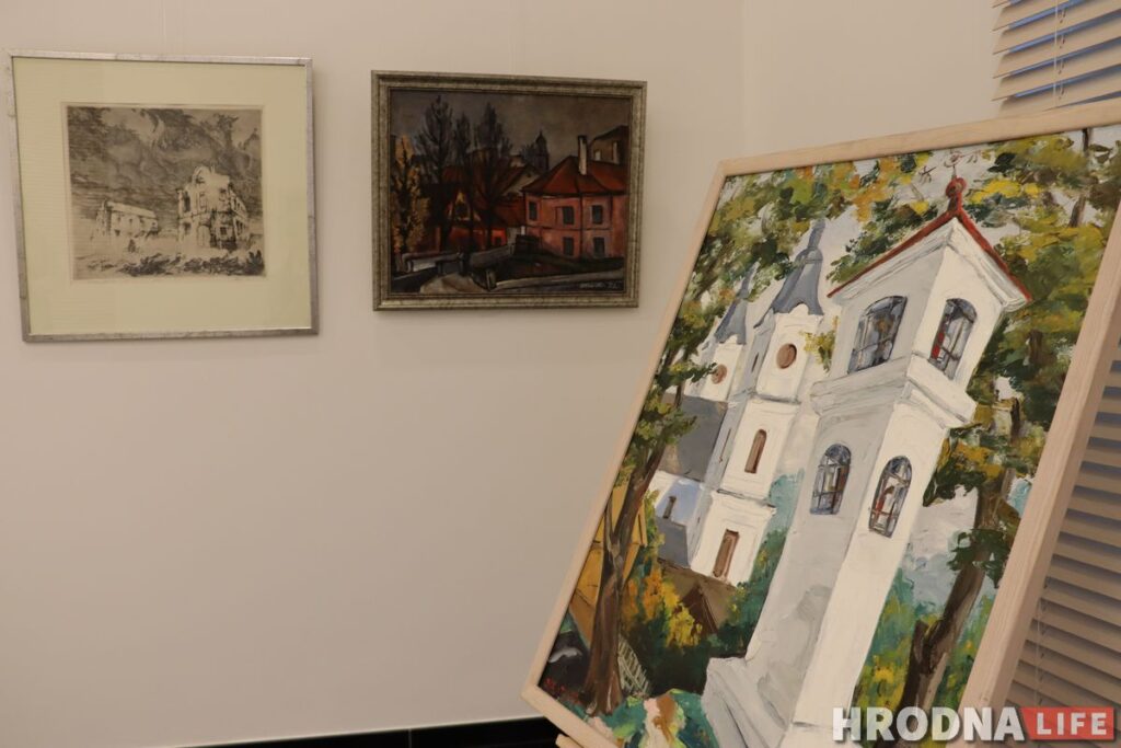 “Мы 30 лет свободны”. Выставку в консульстве приурочили к юбилею восстановления независимости Литвы