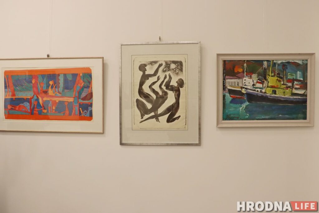 “Мы 30 лет свободны”. Выставку в консульстве приурочили к юбилею восстановления независимости Литвы