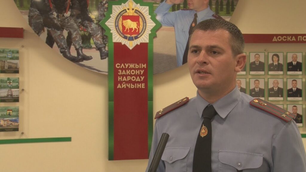 «Поехали дальше». Представитель УВД Гродно пришел на независимое радио, но ответил не на все вопросы