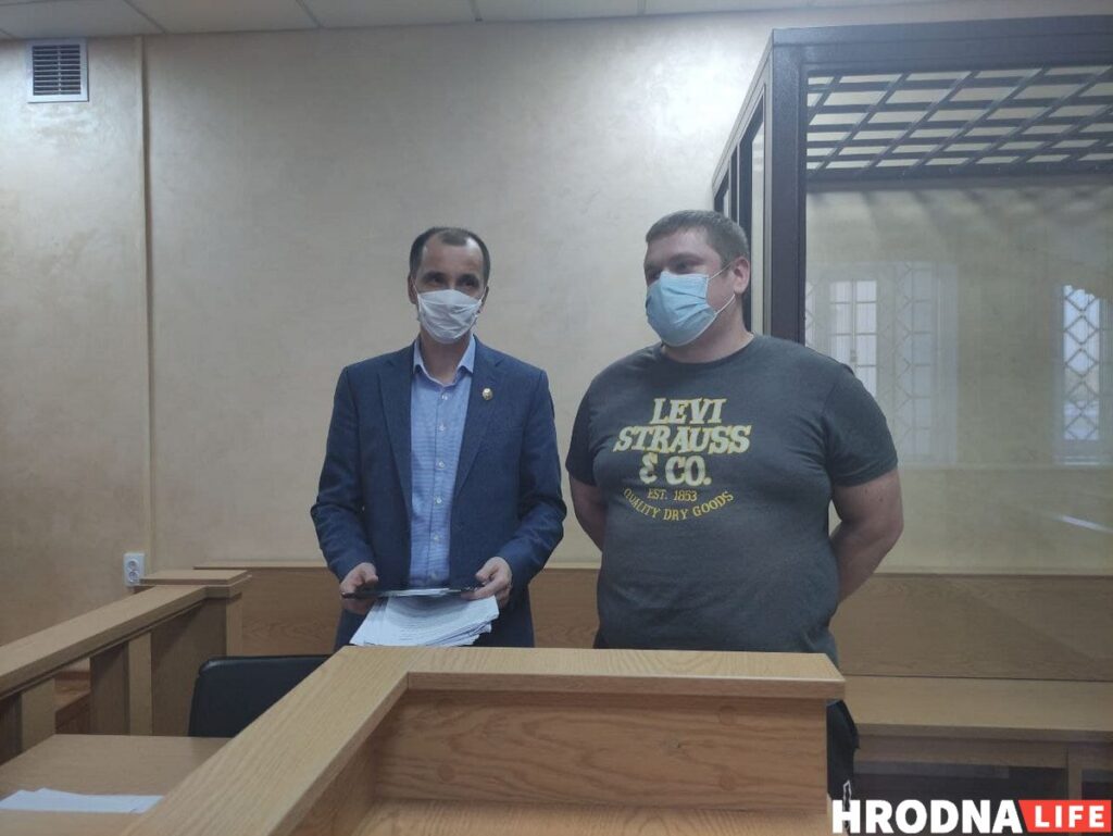 “Третий удар - из уха полилась кровь”. После поездки на такси гродненец стал фигурантом дела о насилии против ОМОНа