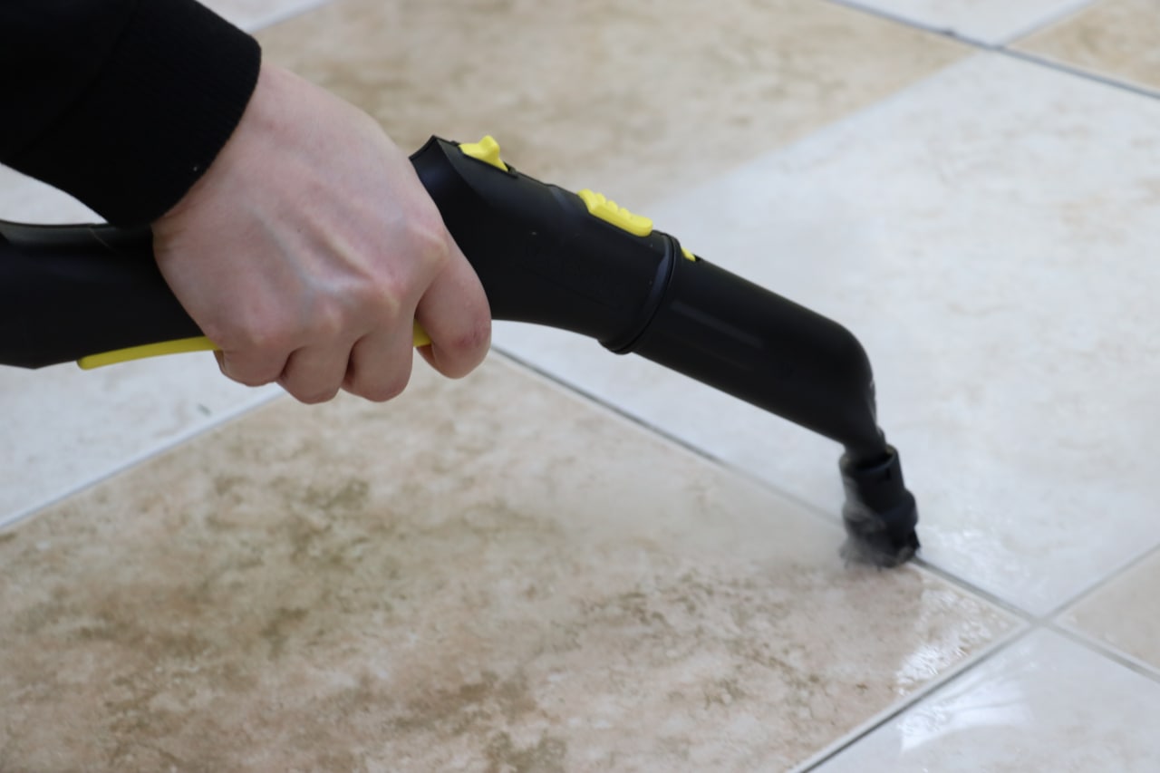 «Я без него уже не могу». Как завести привычку пользоваться пароочистителем и зачем это нужно