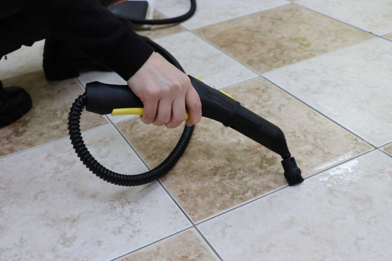 «Я без него уже не могу». Как завести привычку пользоваться пароочистителем и зачем это нужно