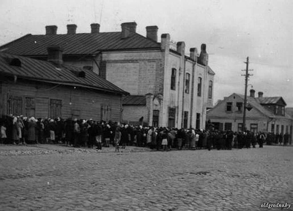 Рогатки, кино и польский язык. Старожил рассказал про гродненский "Пьяный угол" и послевоенные детские игры