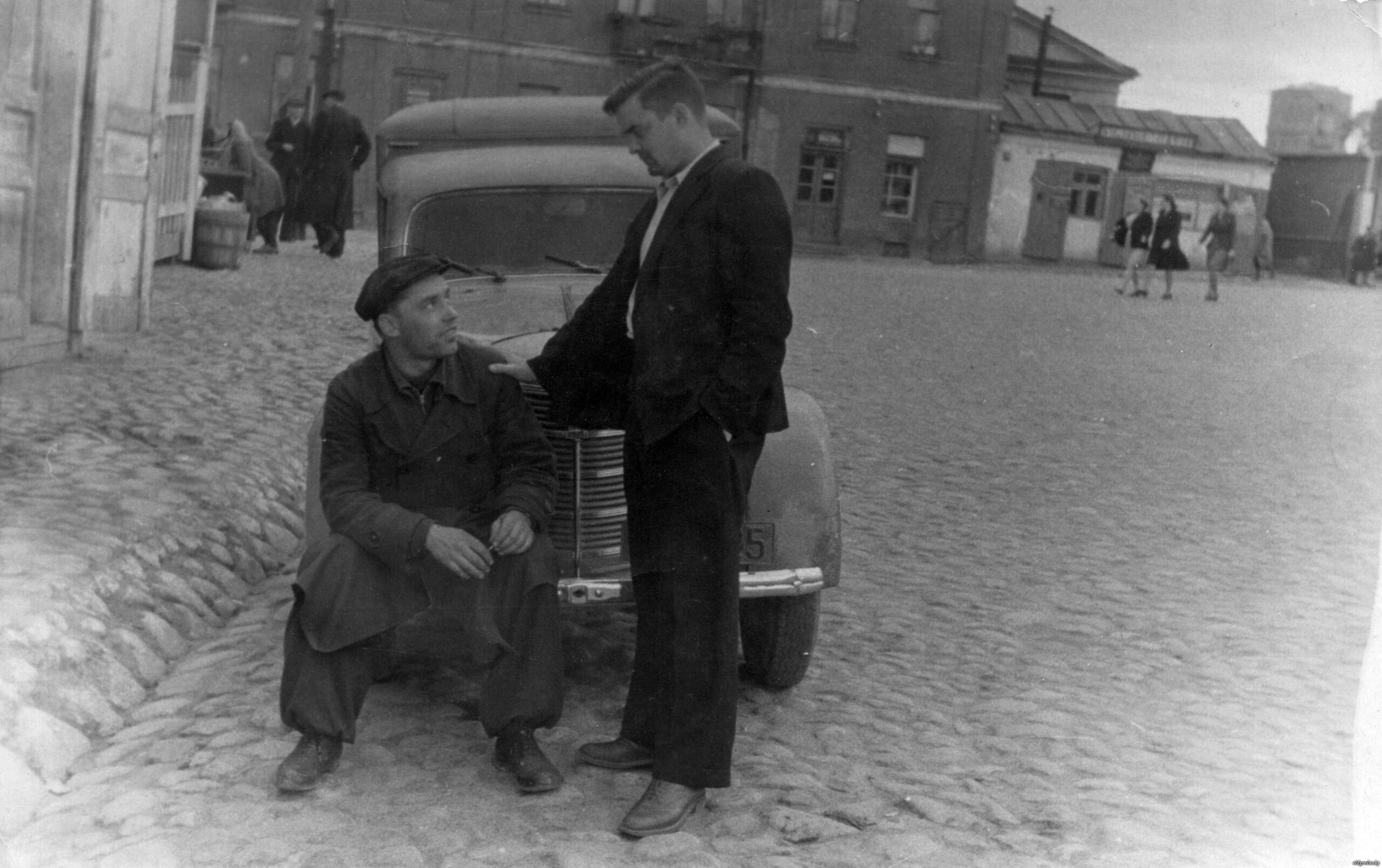 «Маслянка з бульбай ішла за мілую душу». Старажыл успамінае чэргі і кірмашы ў пасляваенным Гродне