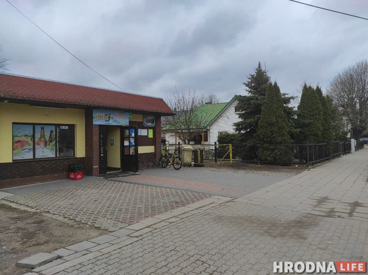 Без водки и сигарет, но с чистыми улицами. Как живет приграничная Кузница без беларусов