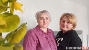«Настоящая свадьба будет на свободе». Валерия Латош из Гродно рассказала, как это – расписаться в тюрьме с политзаключенным Сёстры Надежда Степанцова (слева) и Жанна Захаркевич. 10 марта осуждены на 3,5 и 3 года "химии" по делу о сцепке