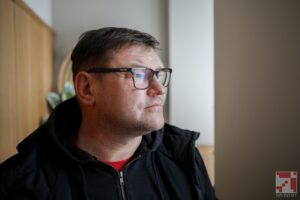 В Гродно задержали журналиста Яна Романа. У него дома прошел осмотр, изъяли технику (обновлено)