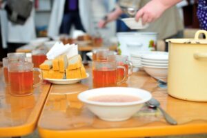 Много сладостей и "неправильная" посуда. Гродненская санстанция проверила школьные столовые Много сладостей и "неправильная" посуда. Гродненская санстанция проверила школьные столовые