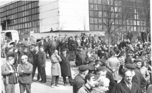 Забастовка на заводе автоагрегатов в Гродно, апрель 1991. Фото из архива Анатолия Хацько