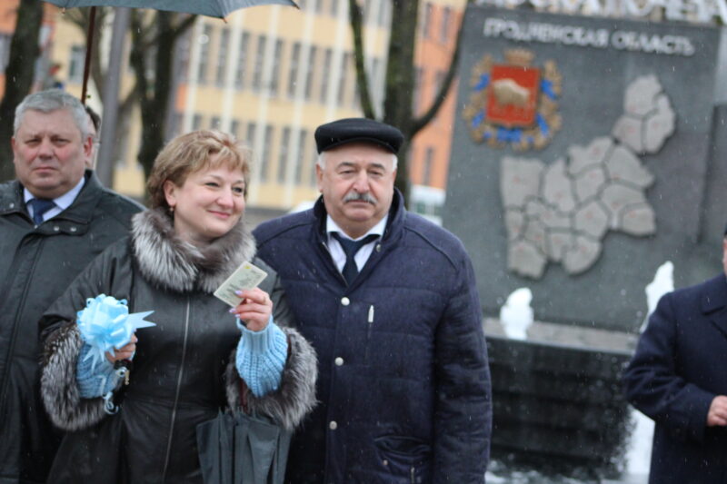 "Табачка" подарила поликлиникам Гродно новые внедорожники. В марте  поликлиники объявляли их закупку