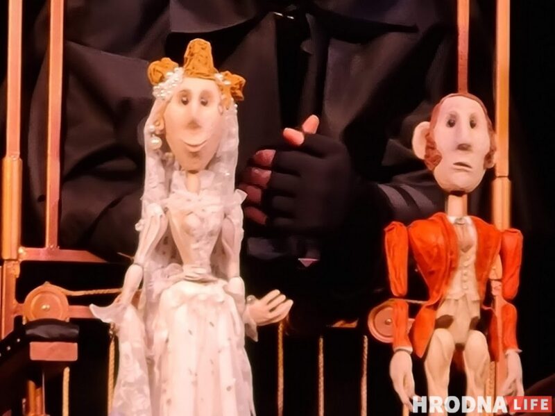 Медведь-оборотень на сцене: Гродненский театр кукол показал премьеру «Локиса»