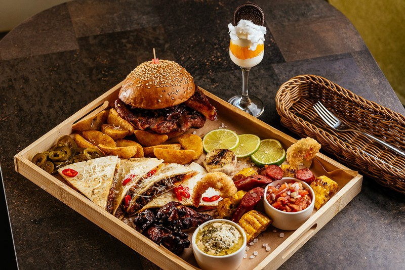 Очередной Gastrofest стартовал в шести городах сразу: какие сеты предлагают в Гродно?