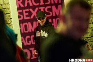 Танцы, винил и дреды: в баре "Quester" прошла первая вечеринка с диджеями Танцы, винил и дреды: в баре "Quester" прошла первая вечеринка с диджеями