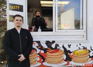 "Выиграл тендер, но пришлось отказаться". Как беларус во время пандемии открыл в Белостоке фудтрак фудтрак All ready Bialystok Белосток. Фото: Руслан Кулевич