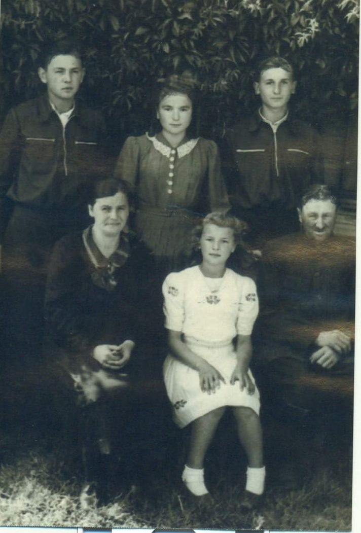 «Три четверти до смерти». История дружбы ссыльного из деревни под Гродно и казахского парня, который спас его