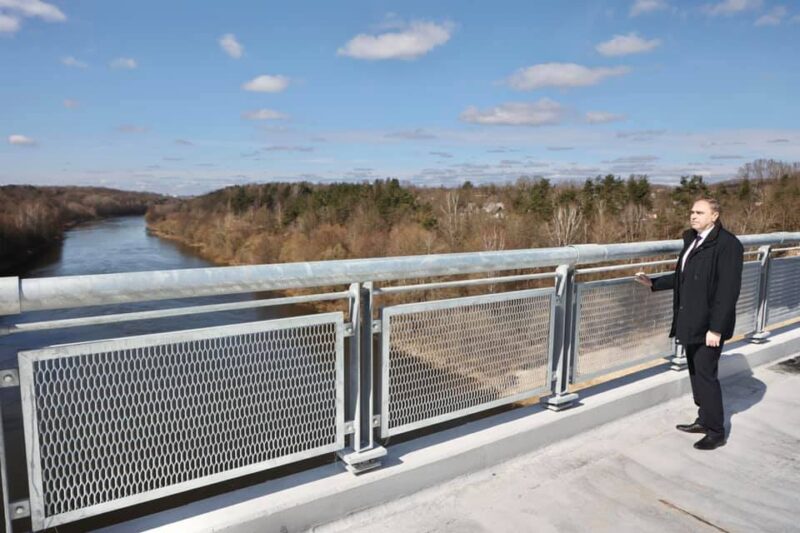 3000 комментариев у Караника на Facebook. Он обещал отвечать, но с одним условием 3000 комментариев у Караника на Facebook. Он обещал отвечать, но с одним условием