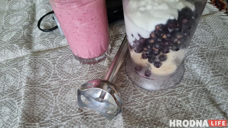 Гатуй хутка, еш павольна. Панкейкі з гарбуза і ягадны смузі для нядзельнага сняданку