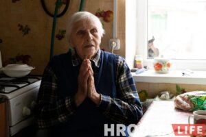«Нет такого механизма, чтобы списать этот долг». Гродноводоканал судится с 89-летней бабушкой из-за недоплаты за ремонт трубы
