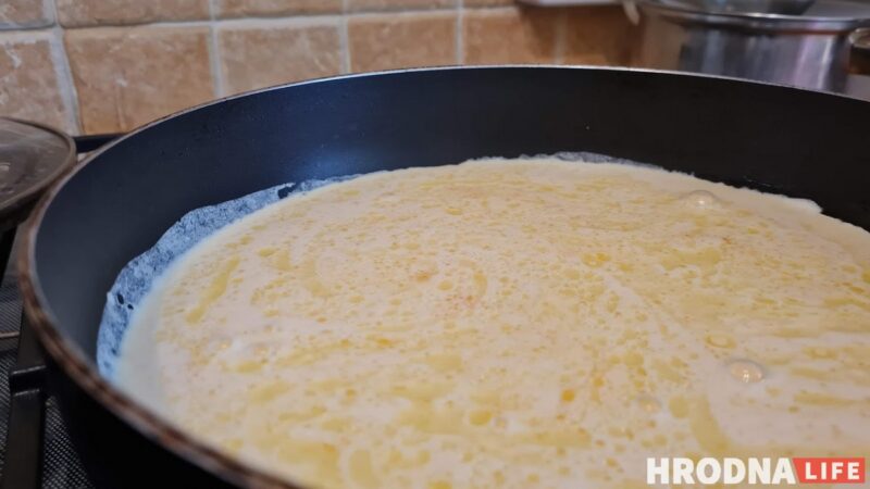 Готовь быстро, ешь медленно. Омлет, салат и брауни  для воскресного завтрака