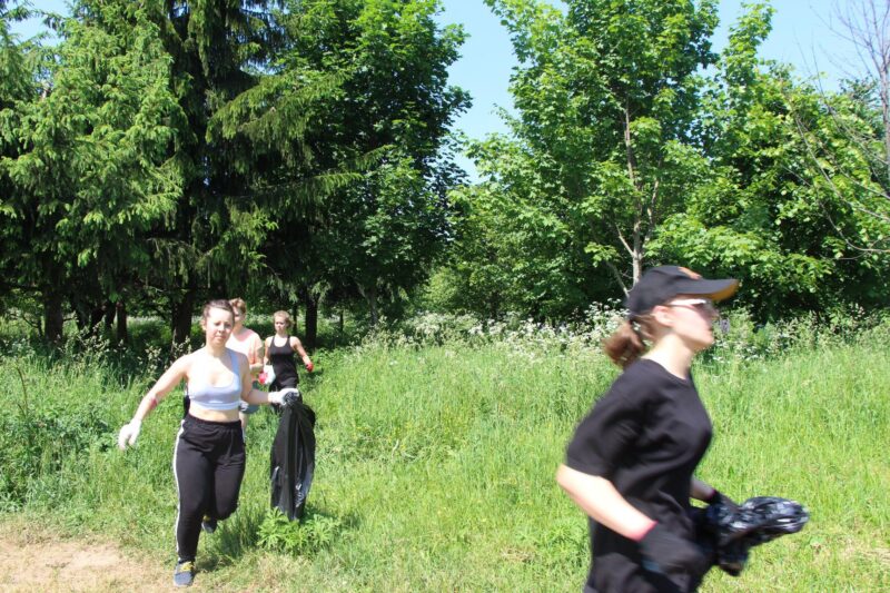 Совместить пробежку и сбор мусора: в Гродно пройдет плоггинг-забег Совместить пробежку и сбор мусора: в Гродно пройдет плоггинг-забег