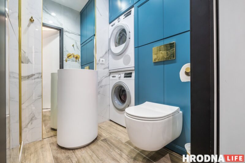 Японские сюжеты и жёлтый кирпич. Дизайнерка — о жизни нескольких поколений в одной квартире