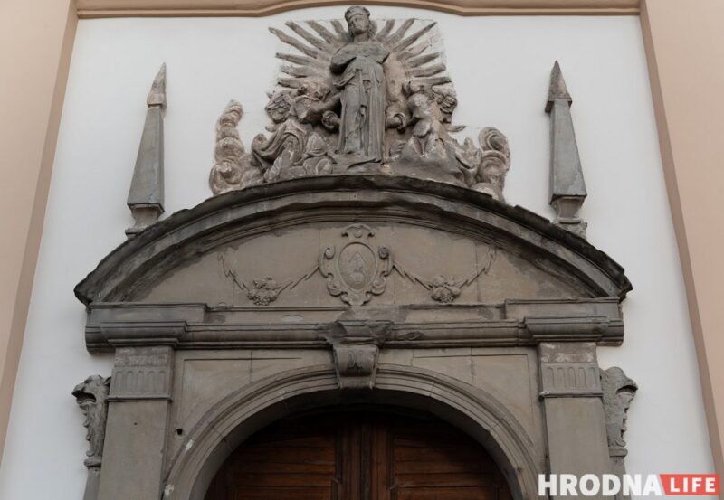 Таямніцы без замкоў. 7 гісторый, схаваных за дзвярыма гістарычных будынкаў Гродна