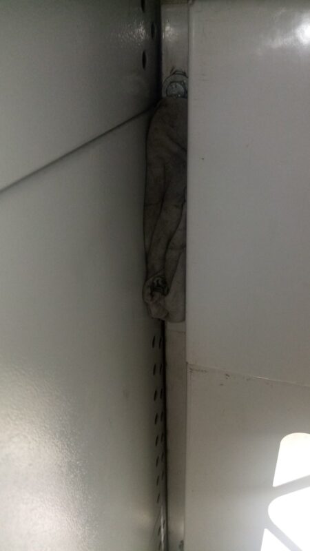 “Сердце колотится”. Жители Фолюша еженедельно застревают в новых лифтах и предлагают заменить их