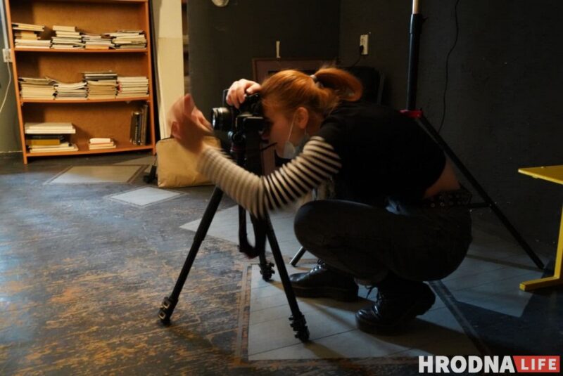 "По блату на обложку". Гродненки 50+ снялись для каталога стильных образов