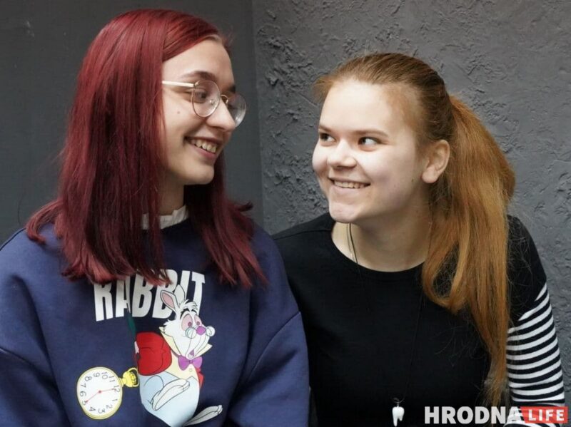 "По блату на обложку". Гродненки 50+ снялись для каталога стильных образов