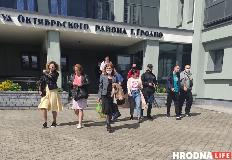 Гродненцам запросили наказания по "делу Тихановского". Пять фактов про дело, которое длится год (обновлено)