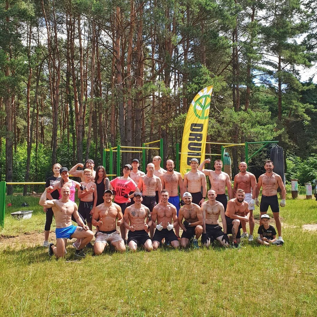 «Место для эффективных и качественных тренировок». В Гродно «друиды» своими силами создали спортивную площадку