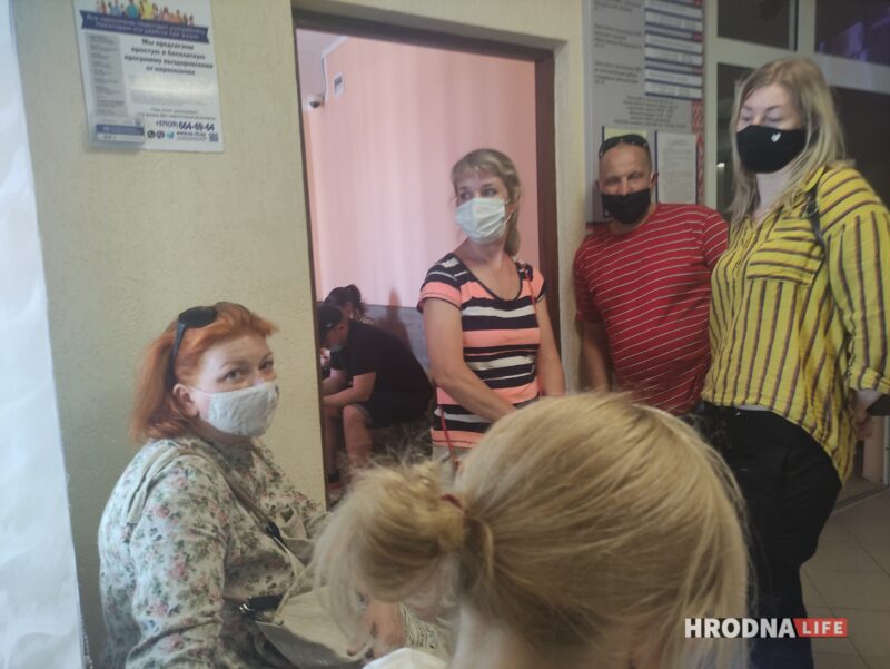 За майкі і званочак. Гаспадыню крамы "Адметнасць" асудзілі на 2 000 рублёў штрафу