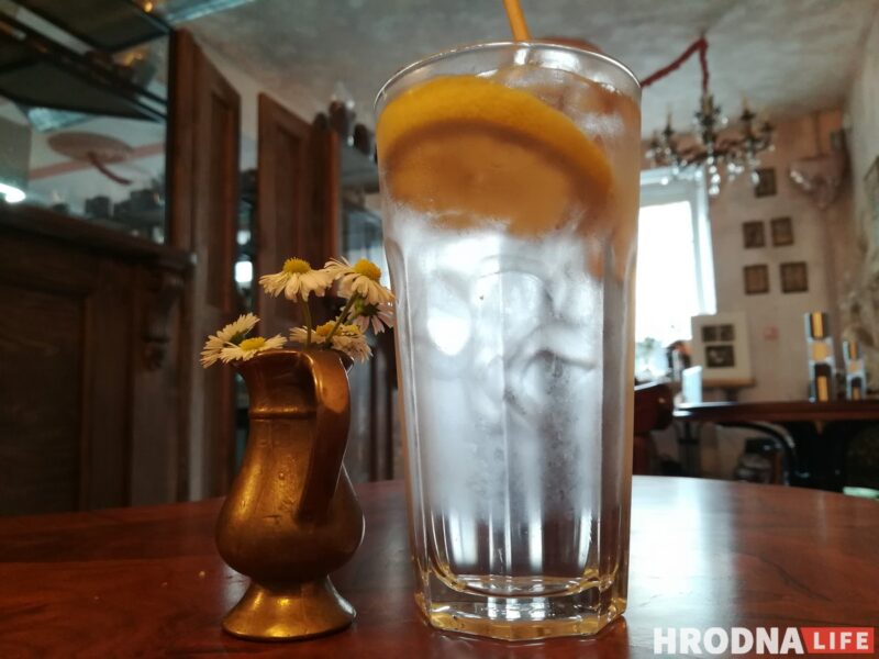 Агурковы, юдзу і лавандавы: 7 халодных ліманадаў гарачага лета ў Гродне