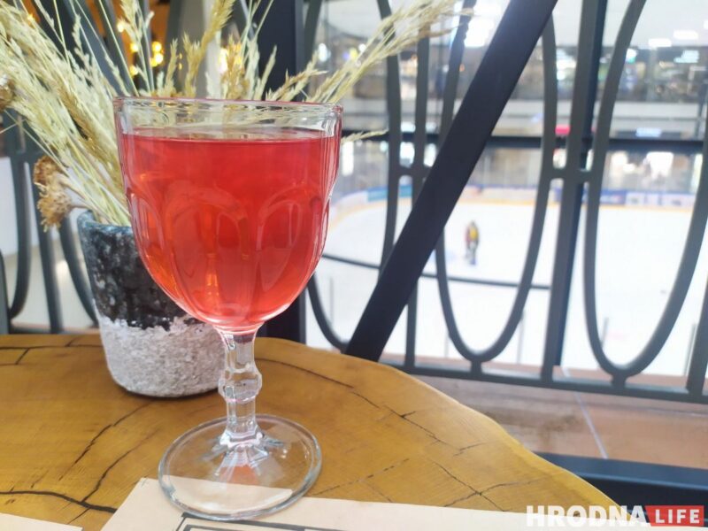 Агурковы, юдзу і лавандавы: 7 халодных ліманадаў гарачага лета ў Гродне