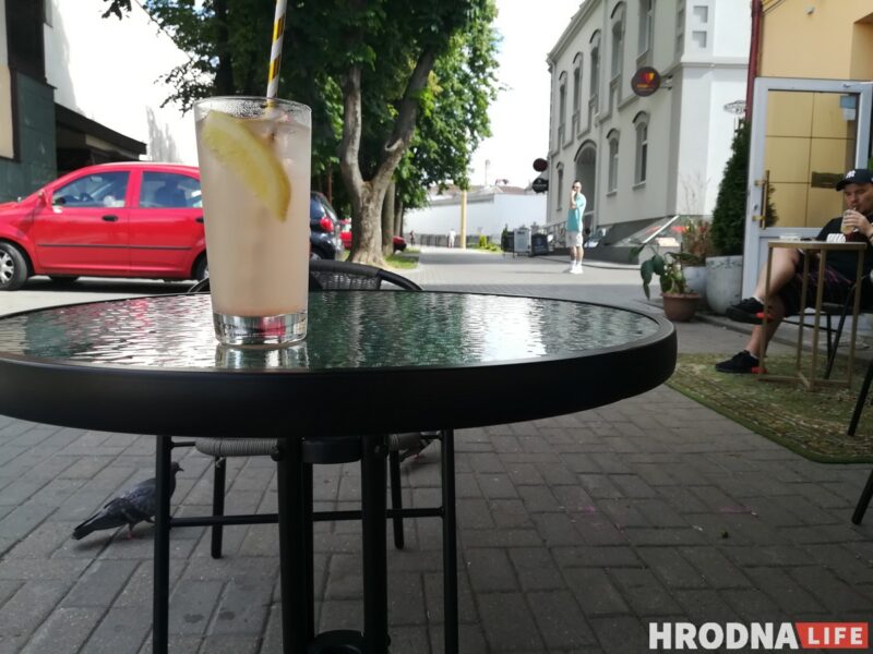 Агурковы, юдзу і лавандавы: 7 халодных ліманадаў гарачага лета ў Гродне