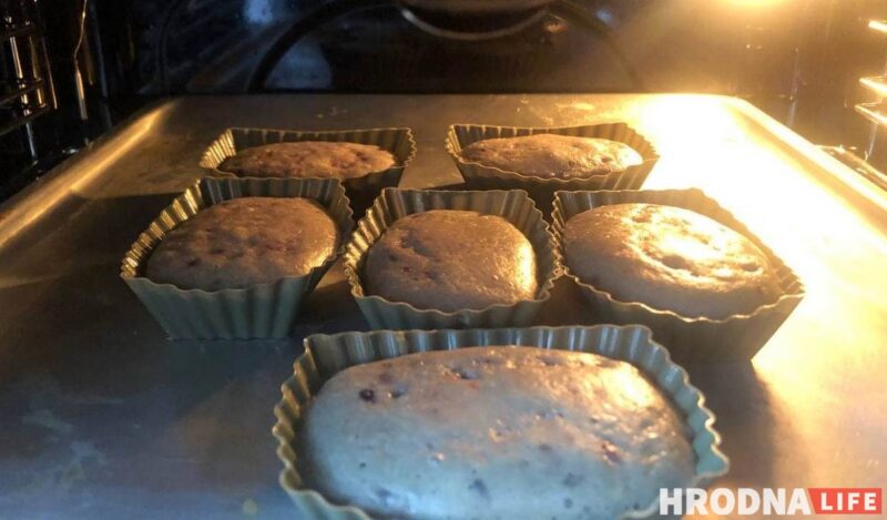 Готовь быстро, ешь медленно. Малиновые маффины к воскресному завтраку