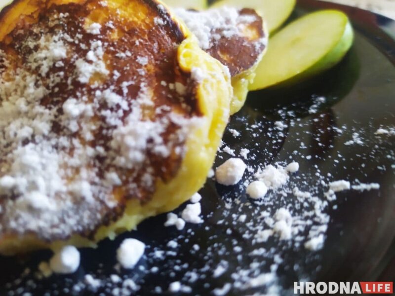 Готовь быстро, ешь медленно. Пышные оладушки для воскресного завтрака Готовь быстро, ешь медленно. Пышные оладушки для воскресного завтрака