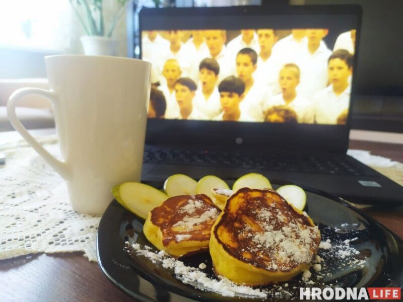 Готовь быстро, ешь медленно. Пышные оладушки для воскресного завтрака