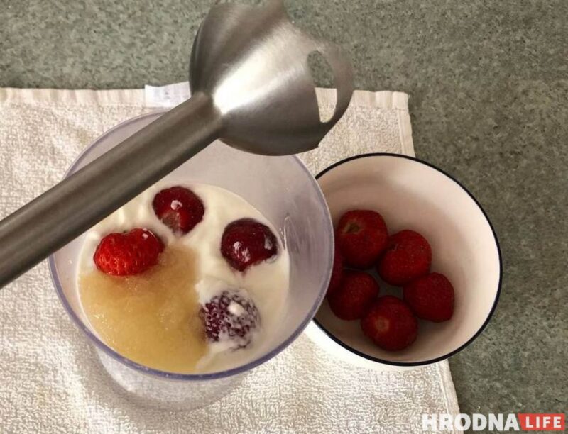 Гатуй хутка, еш павольна. Тварожна-клубнічны сняданак для нядзельнай раніцы