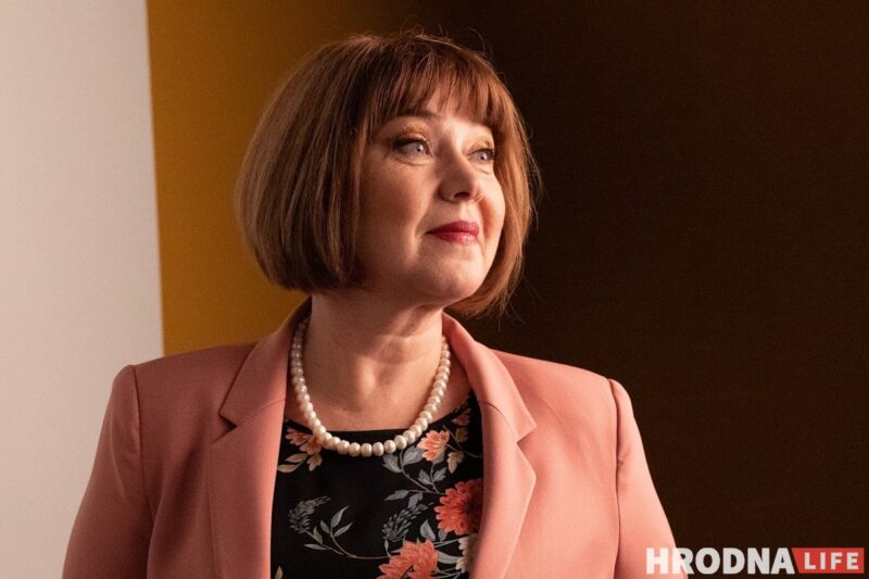 “Пани Элиза была бы счастлива”. Гродненки 50+ станцевали в честь писательницы и снялись для модного каталога