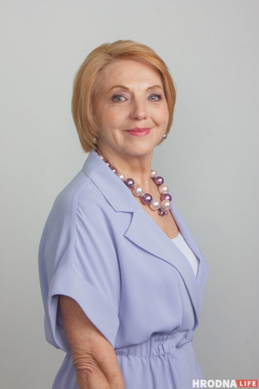 “Пани Элиза была бы счастлива”. Гродненки 50+ станцевали в честь писательницы и снялись для модного каталога