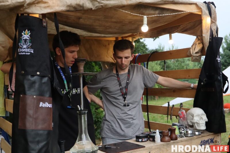 «Движ живет в каждом из нас». Под Сморгонью прошел первый музыкальный фестиваль ДВИЖ, хедлайнеры мероприятия - Nuteki и ARSTON