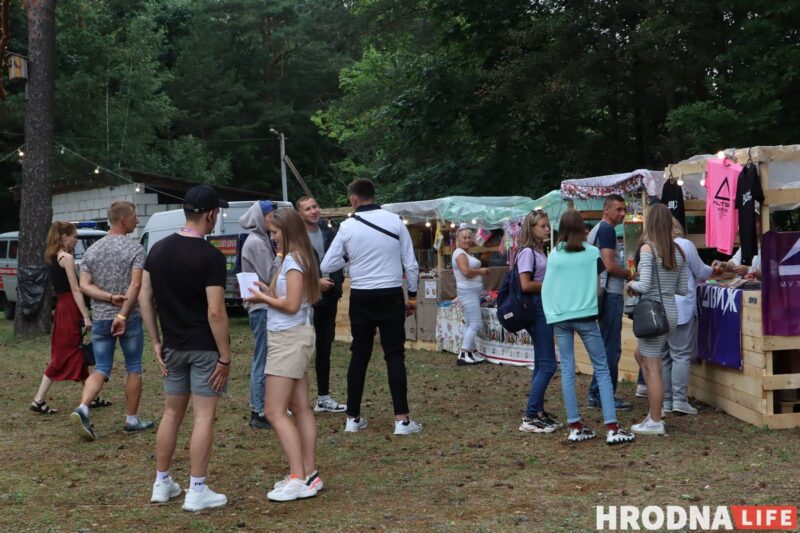 «Движ живет в каждом из нас». Под Сморгонью прошел первый музыкальный фестиваль ДВИЖ, хедлайнеры мероприятия - Nuteki и ARSTON