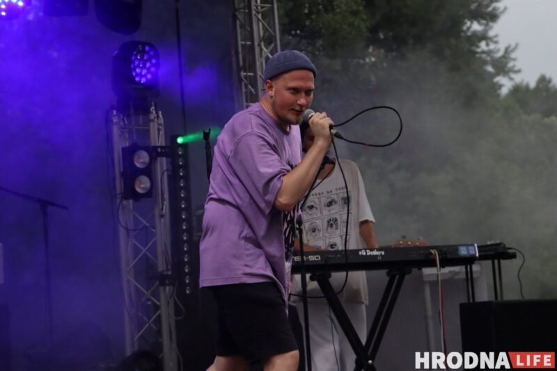 «Движ живет в каждом из нас». Под Сморгонью прошел первый музыкальный фестиваль ДВИЖ, хедлайнеры мероприятия - Nuteki и ARSTON