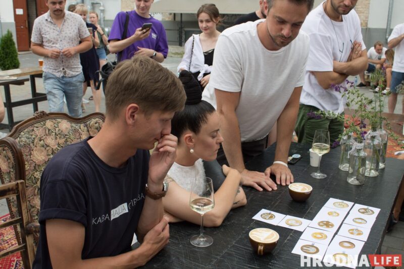 100 рублей за капучино от победителя. В Гродно прошёл первый городской арт-батл среди бариста
