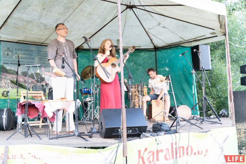 Ночной костёр, танцы и "папараць-кветка". Под Гродно ещё раз отпраздновали Купалье