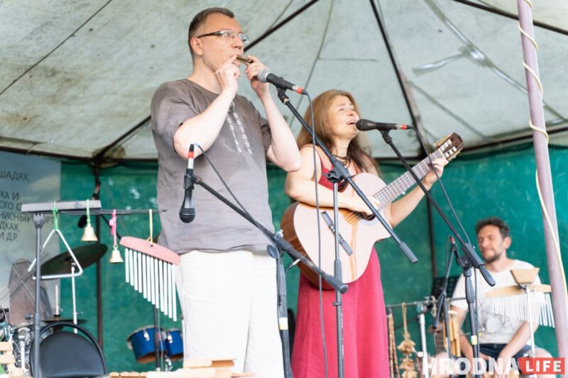 Ночной костёр, танцы и "папараць-кветка". Под Гродно ещё раз отпраздновали Купалье