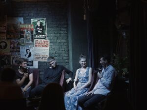 Гигантская "Дженга" и турнир по "Каркассону". В гродненском дворике будут отмечать Международный день настольных игр Гигантская "Дженга" и турнир по "Каркассону". В гродненском дворике будут отмечать Международный день настольных игр