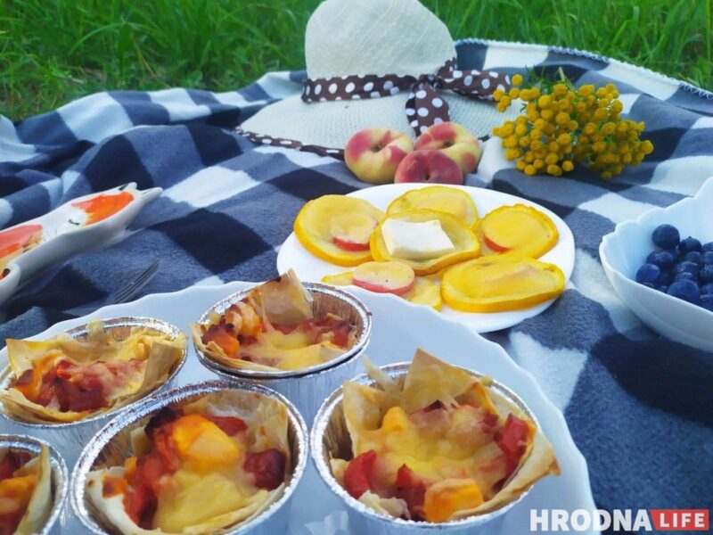 В выходные - на пикник: готовим корзинки из лаваша, слоёные кабачки и лимонад